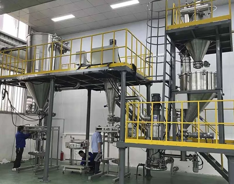 Cronus jet mill for contamination-free ultrafine powder